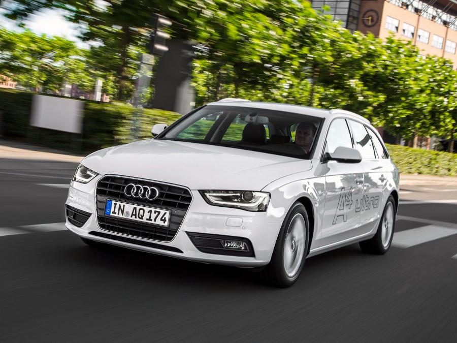  Audi A4 Avant 2.0 TDI Ultra (B8, 8K) 2014 года  (фото 1 из 2)